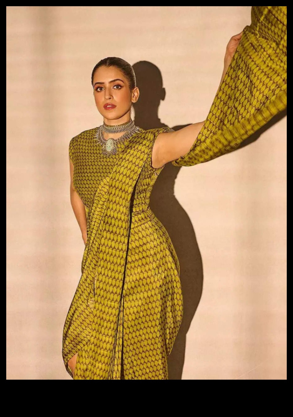 Elegantas atklāšanas Mūsdienīgs ieradums mūžīgā tradīcijā 4 Eleganta atklāšana: paziņojiet par mīlestības sākumu