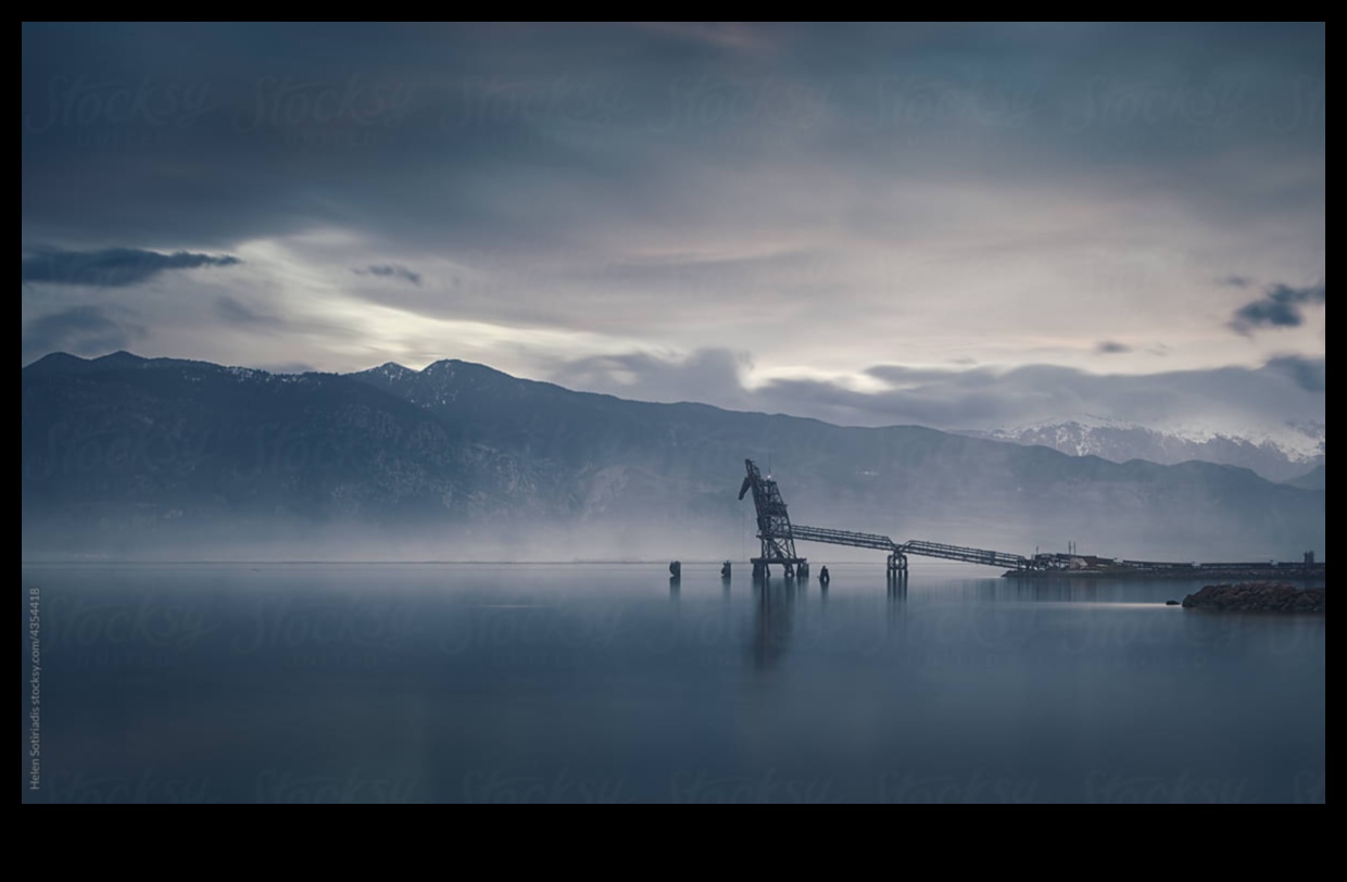 Jūras ainava miglā 3 Gleznainie horizonti: zemes skaistuma izpēte