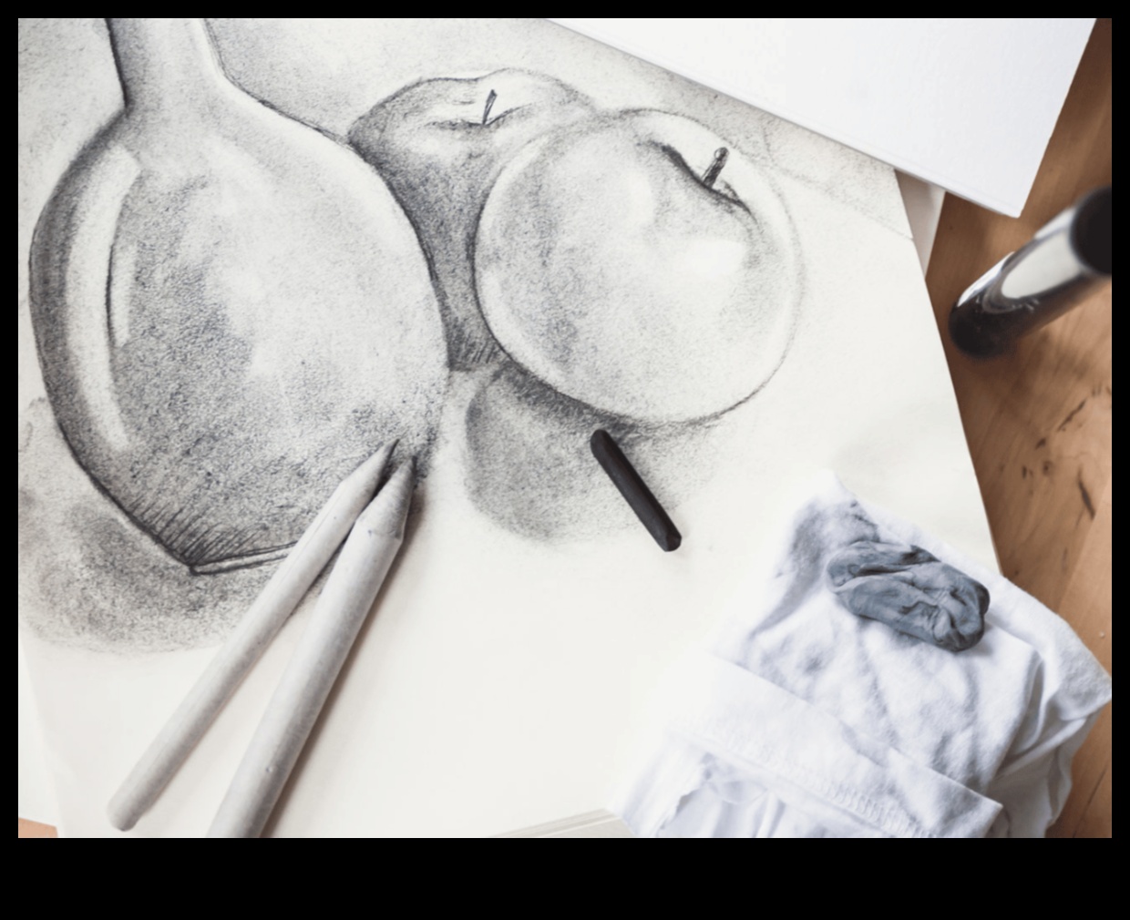 Ogļu meistarība: izteiksmīgas zīmēšanas paņēmieni