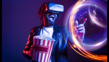 Virtuālie ceļojumi: ieskaujoša pieredze virtuālās realitātes ainavās