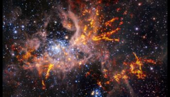 Miglājs Nomad: viesabonēšana pa kosmisko ainavu, meklējot planētas